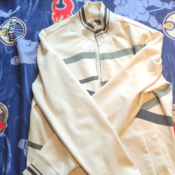 RW&Co sweater - Picture 1 of 4